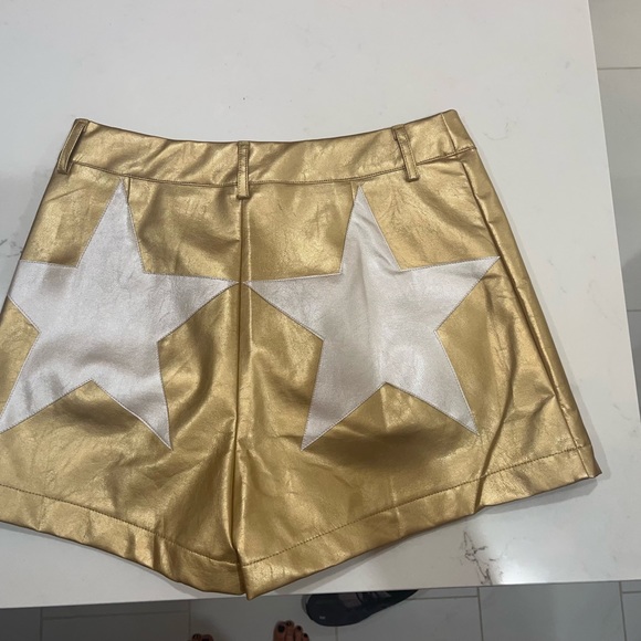 Sparkle City Vegan leather gold shorts size medium - Picture 6 of 8